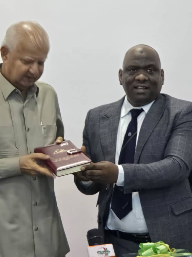 Director General with Minister